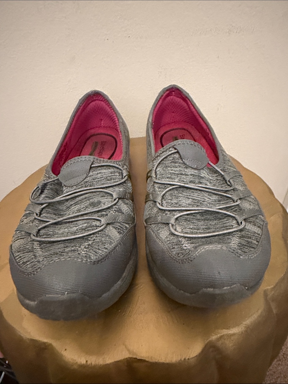 Baretraps slip on sneakers